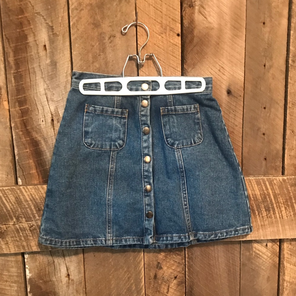 Urban Outfitters BDG Button Front Denim Skirt - Picture 2 of 3